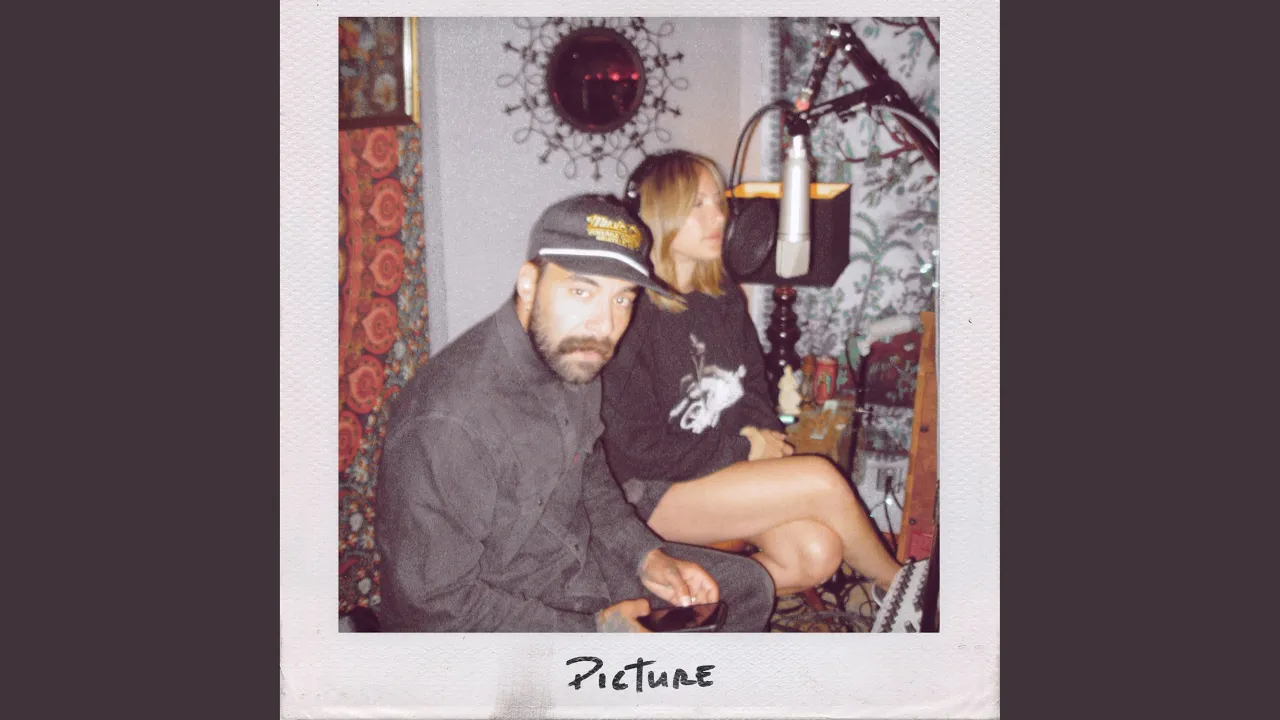 PICTURE (feat. Marie-Mai) PICTURE (feat. Marie-Mai)