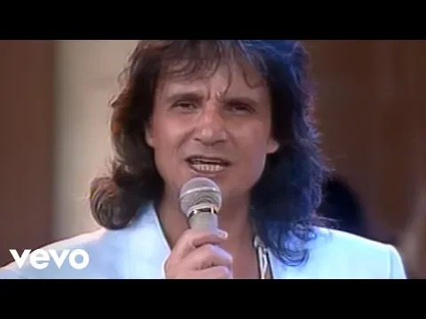 Download MP3 Roberto Carlos - Papo de Esquina (Vídeo Ao Vivo) ft. Erasmo Carlos