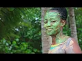 Bodypainting at Hamanasi Destiny Wagner and Shaniki Hernandez