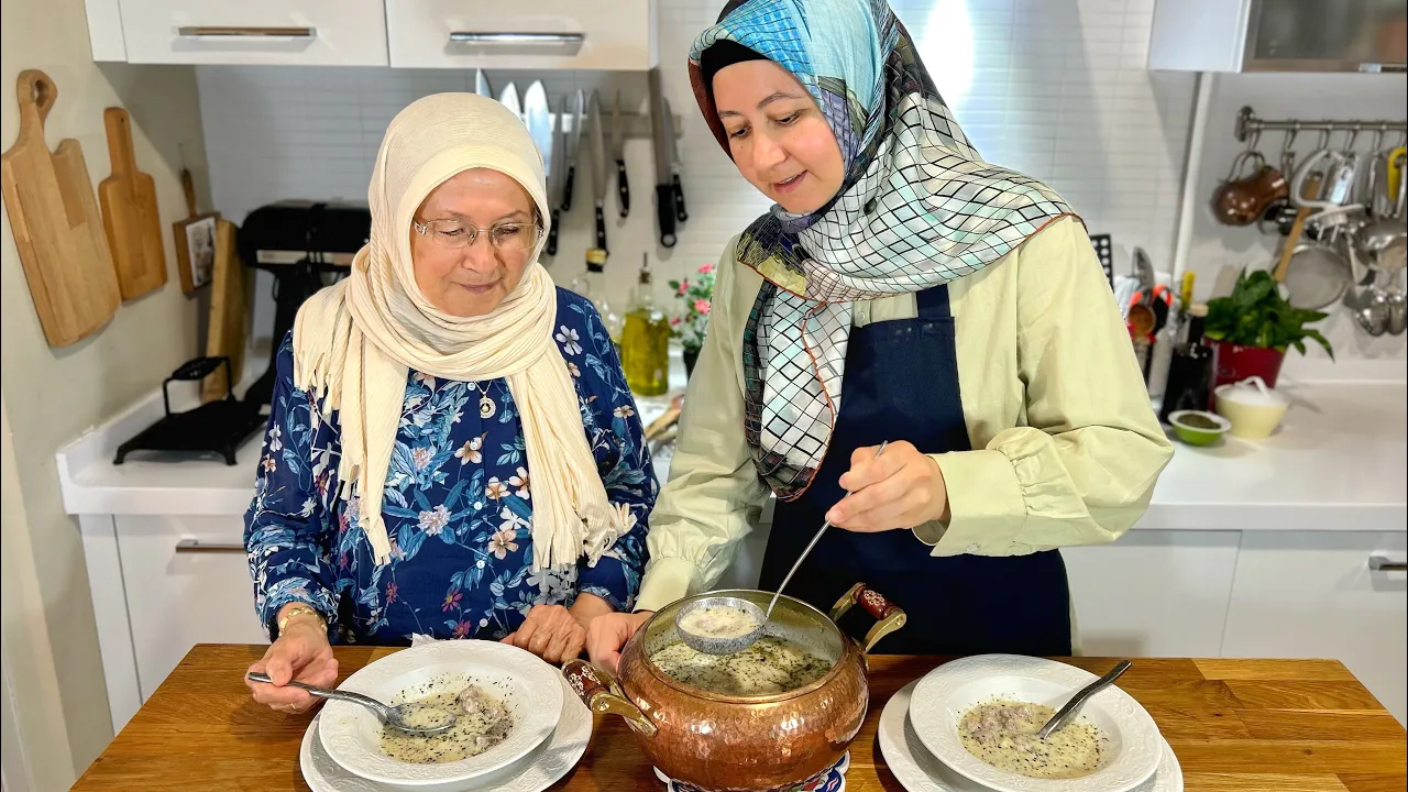 Authentic Turkish Dish "Yuvalama" From Famous Gaziantep! Cooking Regional Dishes With Mom EPS3