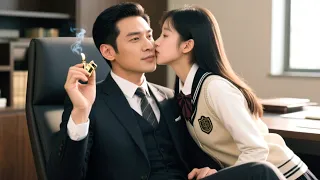 فتاة 18 عاما تصبح عشيقة الـCEO لحماية أسرتها وقبلة واحدة أثارت جنونه 