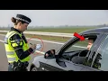 Lagu Verkeersagent Schrijft Een Boete Uit — De Bestuurder Is De Man Die Haar Leven Veranderde