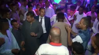 عبده الثنائى بتنادينى دندنها