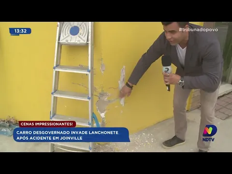 Cenas impressionantes: carro desgovernado invade lanchonete após acidente em Joinville