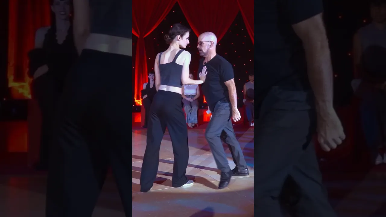 In-place glides? 👀⛸️😍 #improv #westcoastswing