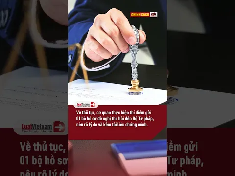 Luật sư công cung cấp dịch vụ pháp lý cho khách hàng ngoài khu vực Nhà nước bị thu hồi chứng chỉ