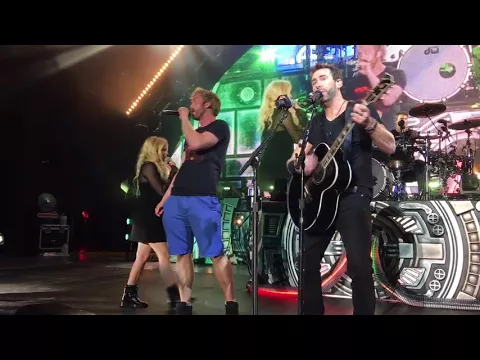 Download MP3 Nickelback ft. Avril Lavine in HD Rockstar at The Greek