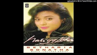 Download Betharia Sonatha - Hati Yang Luka - Composer : Obbie Messakh 1988 (CDQ) MP3