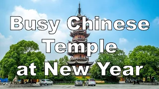 2025年乘地铁探访中国上海繁忙的佛教寺庙