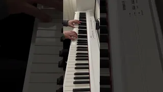 עדן חסון החיים חזקים מהכל פתיחה Pianocover 