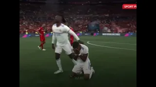 لحظه صافره نهائي دوري ابطال اوروبا 2022 وجنون المعلق خليل 