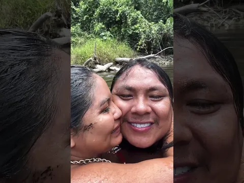 Como Indígena namora