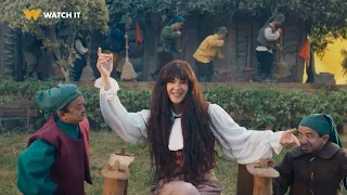 جت سليمة   سليمة عاشت أحلى يوم مع الأقزام ال   و أدوها هدية الوردة الذهبية    دندنها
