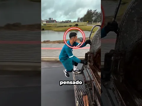 ¿Por qué los trabajadores de basura en Brasil corren detrás de los camiones? #shorts