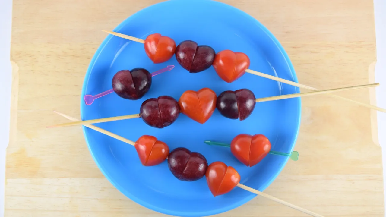 Fun Food Tutorial: Grape & Tomato Hearts