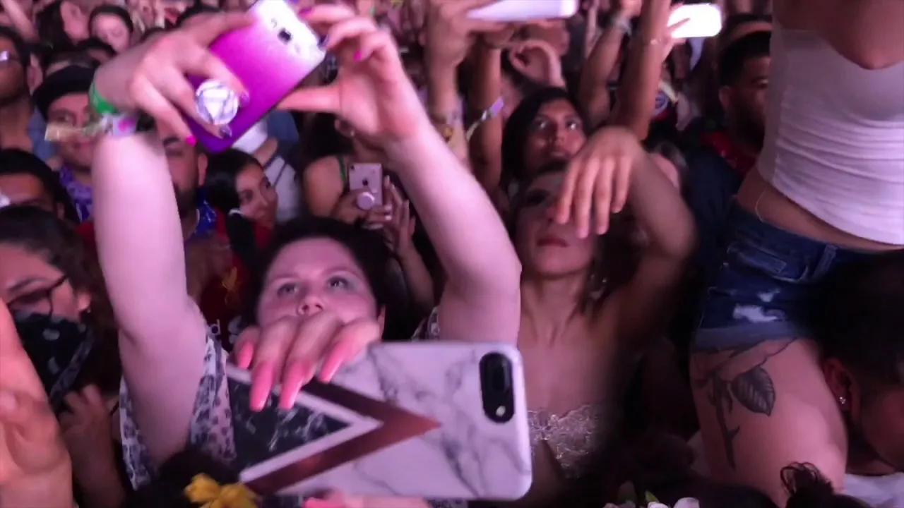 Post Malone - Go Flex (COACHELLA#2018) (WEEKEND2) (LIVE) Post Malone - Go Flex (COACHELLA#2018) (WEEKEND2) (LIVE)