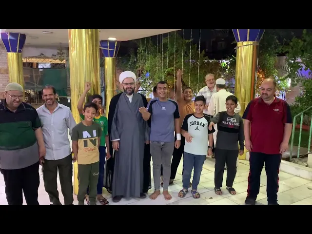 ⁣خدام المسجد من صغار السن يمزحون في ليلة عيد الفطر المبارك مع الشيخ هيثم الرماحي ١٤٤٤