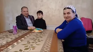 IAR APARE TOMIȚA CU SURPRIZE MULTE …..
