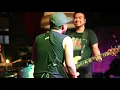 ใจง่าย - Labanoon live at Parking Toys