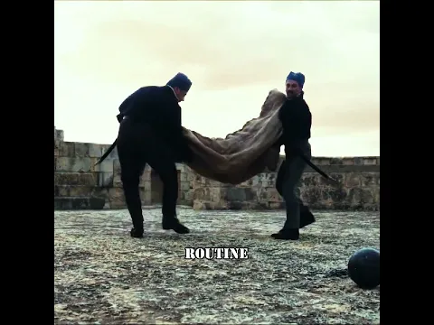 Man uses a corpse to escape from prison #movie