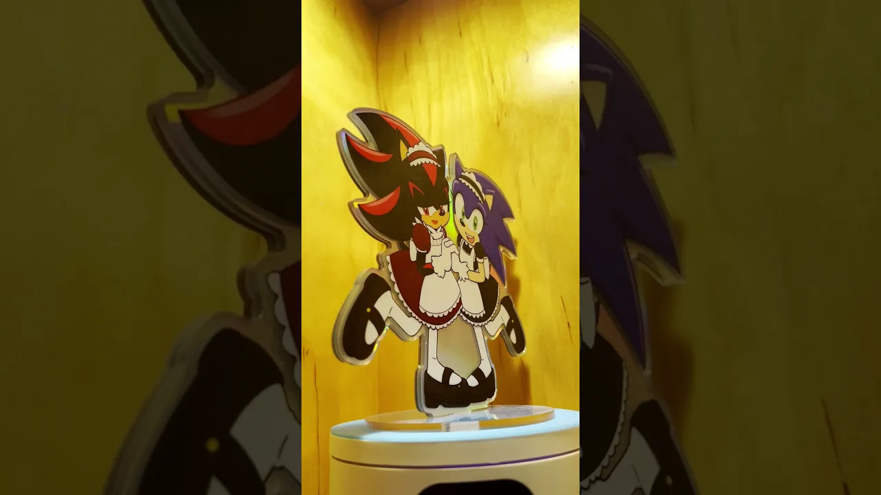 Sonadow standee