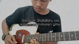 Download Petikan gitar sholawat sedih-Shallallahu ala Muhammad MP3