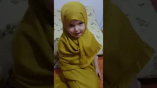 قل هو الله احد سورة الاخلاص بصوت بنت اخي الله يحميها 