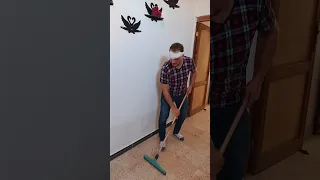 كنت عم امزح معها  كنت عم امزح معها