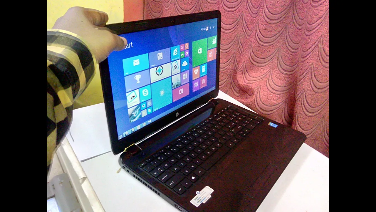 HP 15s-fq1003na Review (15.6 inch Intel i5-1035G1 value laptop). 