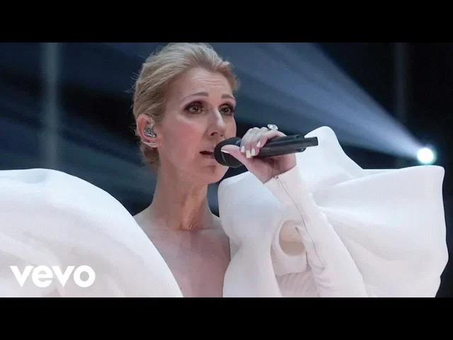 Download MP3 Céline Dion - My Heart Will Go On (Live on Billboard Music Awards 2017)