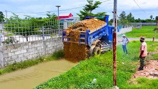 Complete100% New Project !! Bulldozer D20p KomatSu Push Stone , Truck 5Ton Spreading Stone in Flood