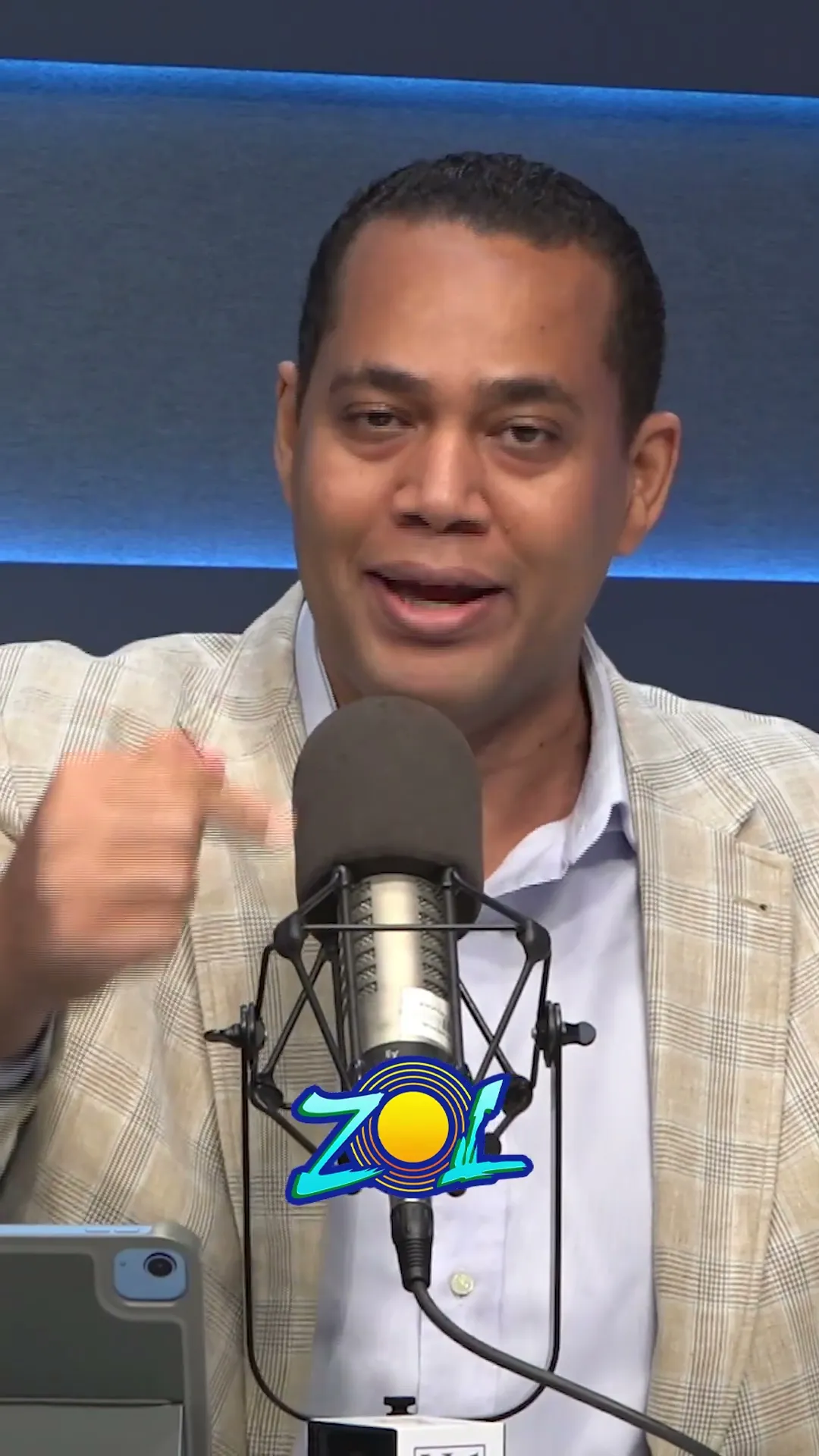 ABEL MARTÍNEZ SALE DEL PLD