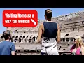 Download Lagu Very tall woman visiting the Colloseum in Rome!