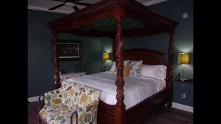 The Roanoke Hotel Full View