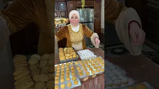 كحك العيد بخمس اطعم مختلفة     عزة في المطبخ  اكسبلور        وصفات  ترند  طبخ  كحك العيد الناعم  كحك دندنها