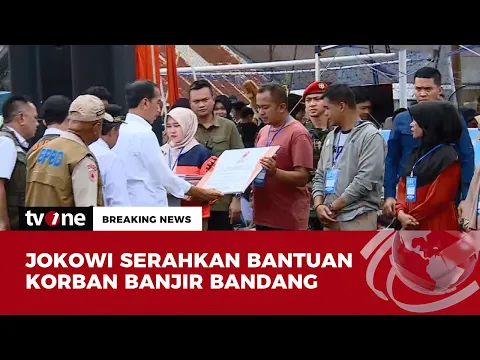 Presiden Jokowi Bersama Ibu Iriana Datangi Posko Pengungsian dan Berikan Sejumlah Bantuan