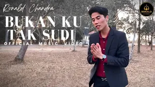 Download Bukan Ku Tak Sudi - Ronald Chandra (Official Music Video) MP3