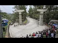 Download Lagu KONDISI TERKINI FLYOVER SITINJAU LAUIK !! Detik-Detik Pemotor Tergelincir di Tikungan Keram4t