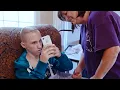 Download Lagu Een jaar in Zachs hoofd | Het ergste geval van Tourette in Amerika