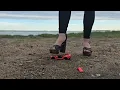 Lagu Model car crushed with 725 originals heels #asmrcrunch #highheels #modelcarcrush #highheelcarcrush 