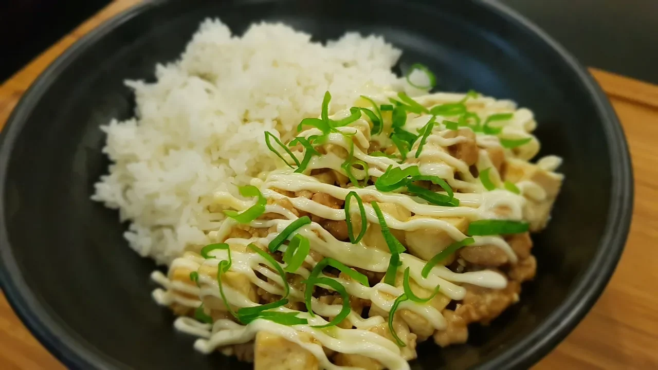 마요네즈 간장두부덮밥