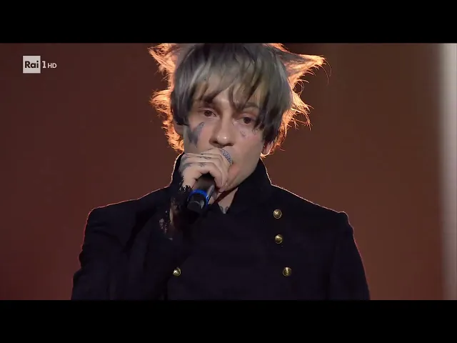 Sanremo 2026 - Chiello canta Ti penso sempre