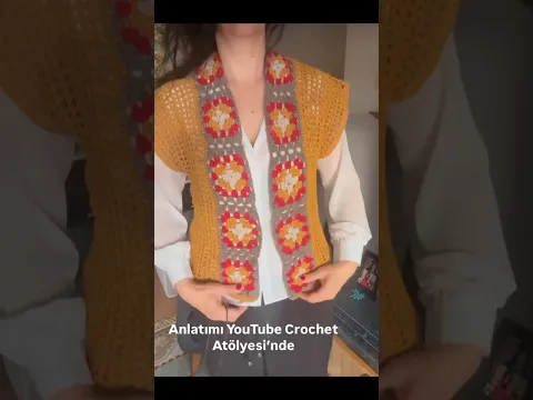 Yakası Motifli Yelek