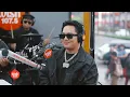Because performs "Sandali" LIVE on Wish 107.5 Bus