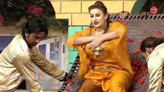 Afreen Khan Performance | Thand Lagdi Menu - Naseebo Lal Punjabi Song - SMB