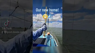 Our new home! 😁😍⛵️ #liveaboardlife #sailing #aroundtheworld #żeglarstwo #sailboat #cat
