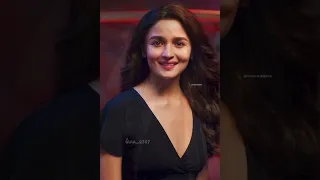 مين اجمل ممثلة الهندية باللون اسود يا ويلي لابس اسود ممثلات هنديات 