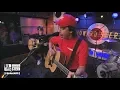 Lagu Foo Fighters “Monkey Wrench” (Acoustic) on the Howard Stern Show (2000)