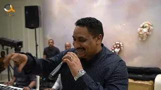 اغاني سودانية ليه يالوزه ما بتعومي   الفنان محمد شبارقه      دندنها
