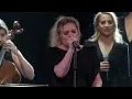 Kelly Clarkson - Cardi B, Post Malone \u0026 Lauryn Hill Mash-Up [Live in Uniondale, NY]